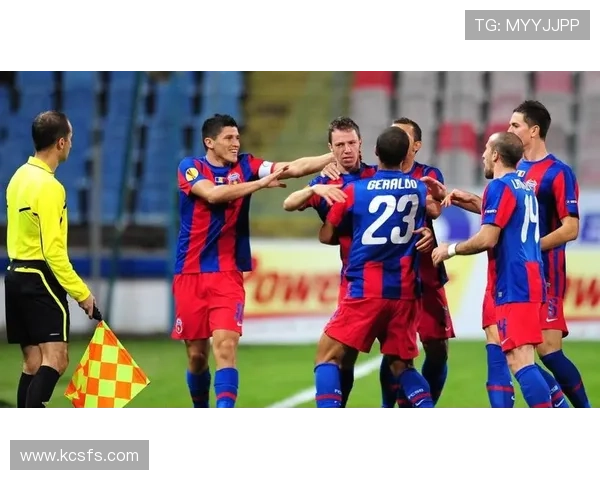 布拉格足球明星的辉煌历程与成就揭秘,探索他们背后的故事与影响